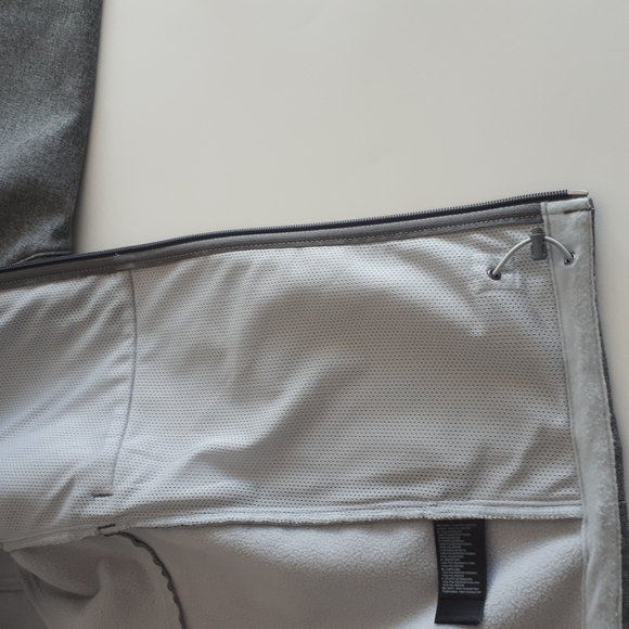 NWOT - Men's North Face Jacket - Picture 11 of 11